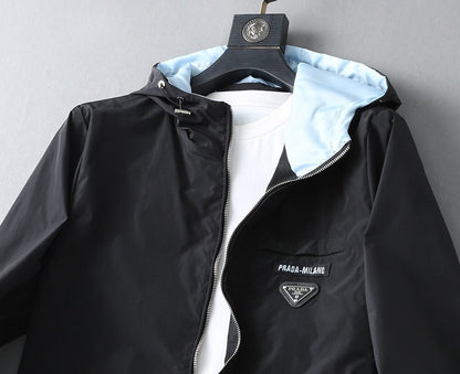 Triangle Contrast Lining Hooded Jacket