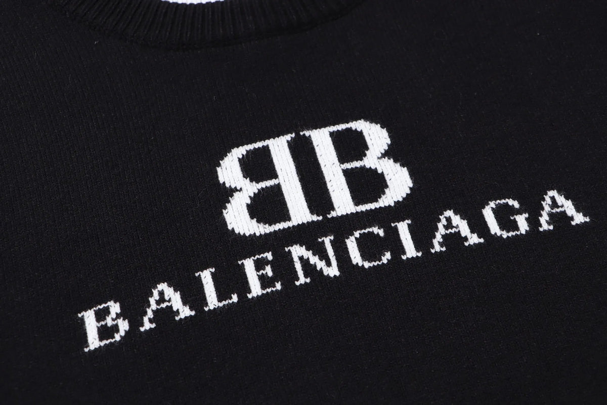 Chest Combo Logo Sweater