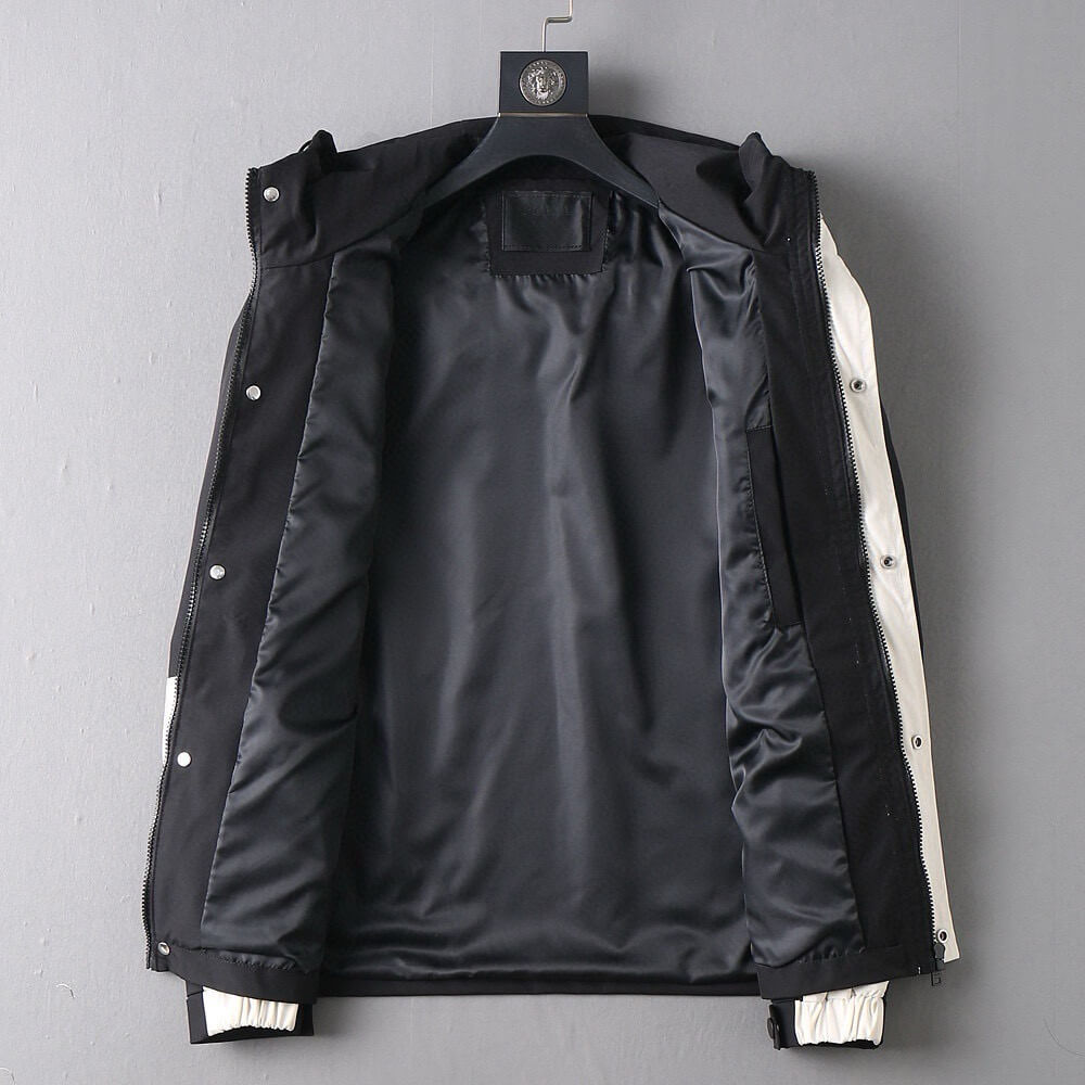 Contrast Pocket Hooded Jacket