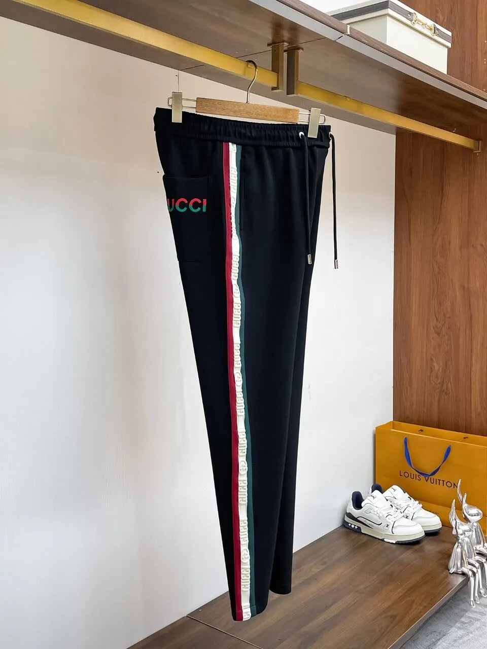 Embossed Side‑Stripe Logo Embroidery Straight Pants