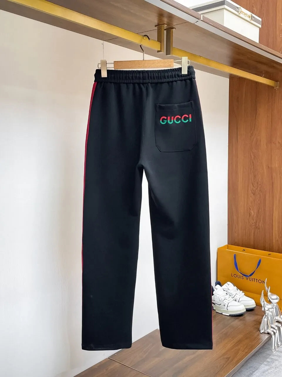 Embossed Side‑Stripe Logo Embroidery Straight Pants