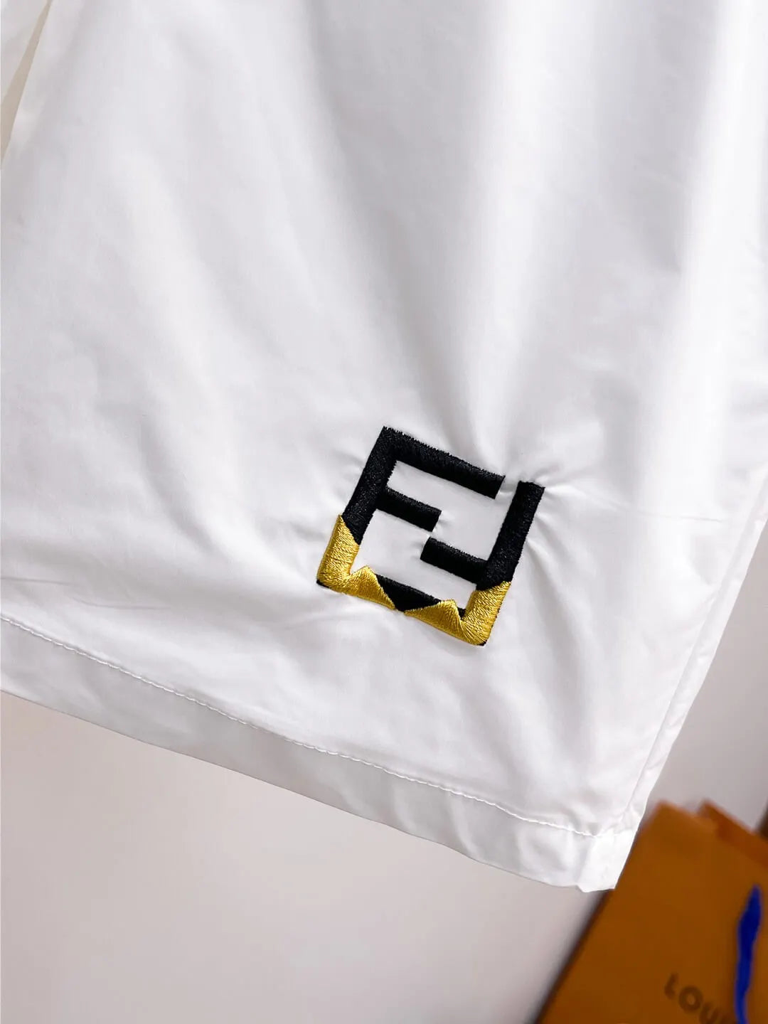 Contrast Logo Embroidered Casual Shorts