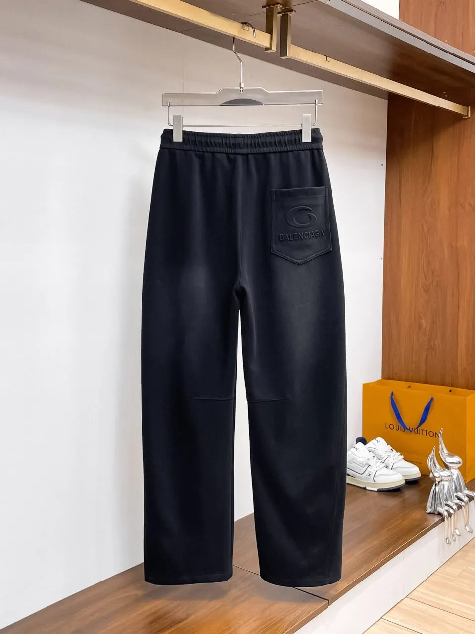 Side Circular Logo Embroidery Pants