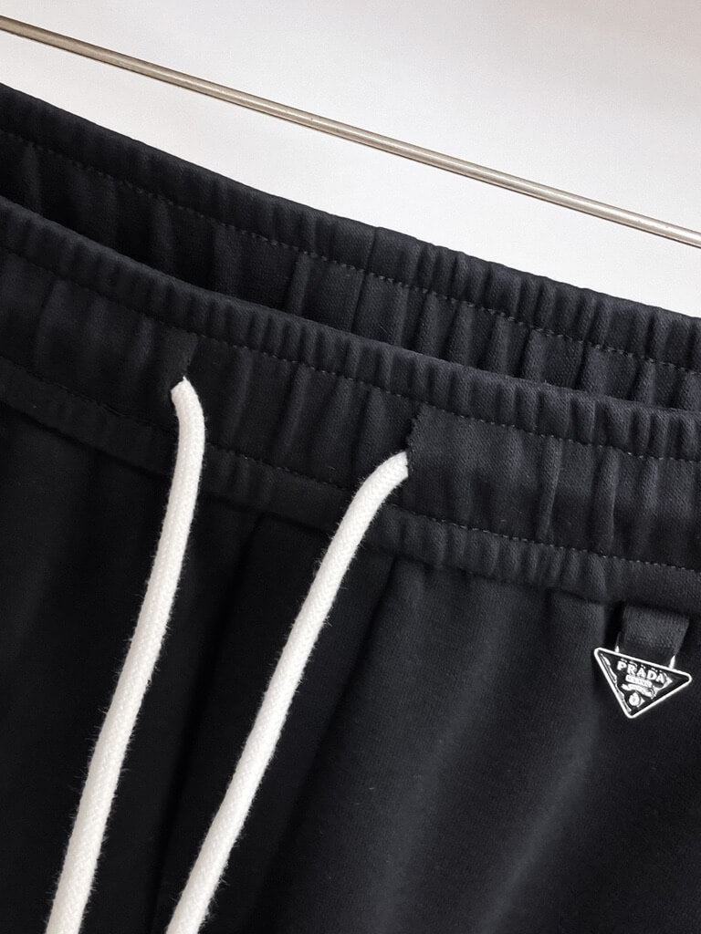 Metal‑Logo Casual Terry Short