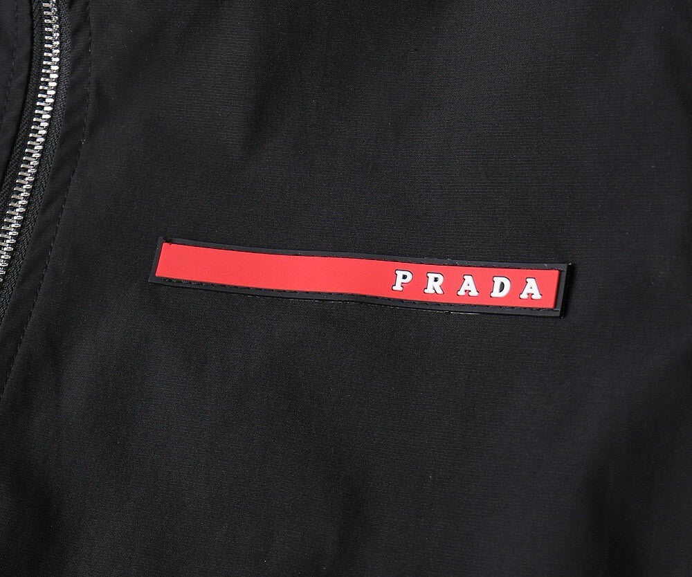 Red‑Tag Casual Jacket