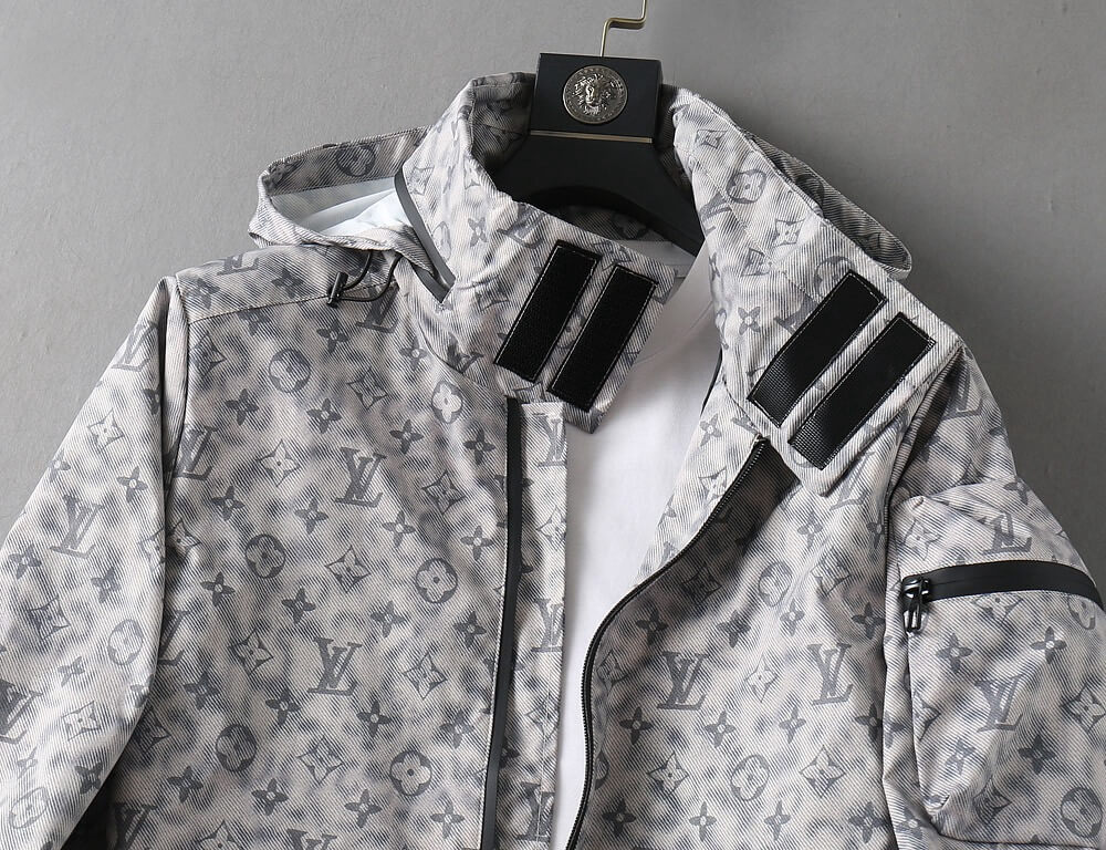 Tech Pocket Hooded Utility Jacket