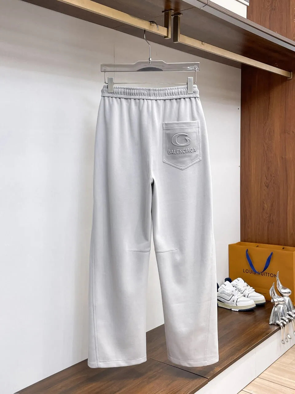 Side Circular Logo Embroidery Pants
