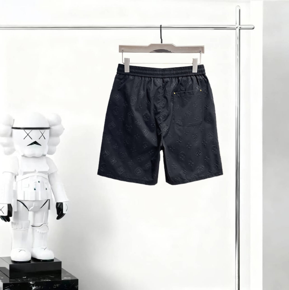 Metal‑Tip Detail Casual Five‑Point Short