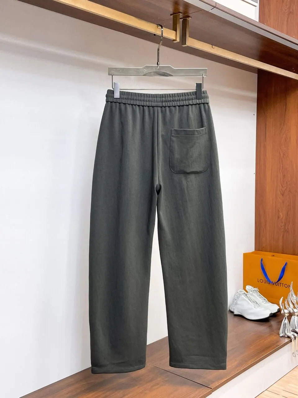 Circular Logo Patch Loose Straight‑leg sweatpants